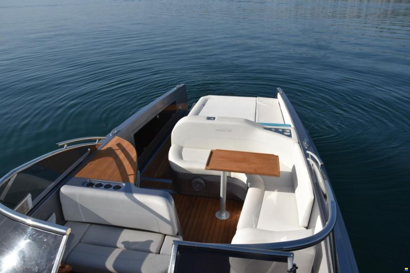 Ganz Boats Ovation 7.6 Cabin