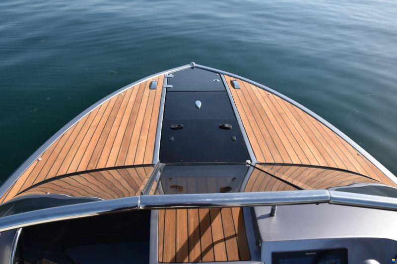 Ganz Boats Ovation 7.6 Cabin