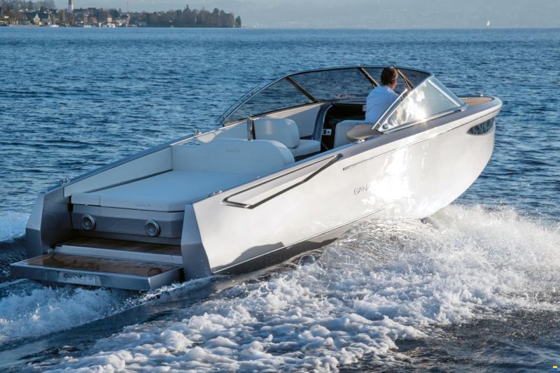 Ganz Boats Ovation 7.6 Cabin