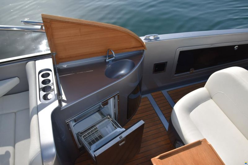 Ganz Boats Ovation 7.6 Cabin