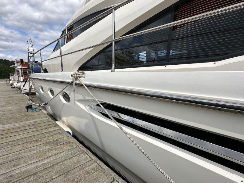 Fairline Squadron 58