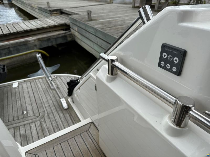 Fairline Squadron 58
