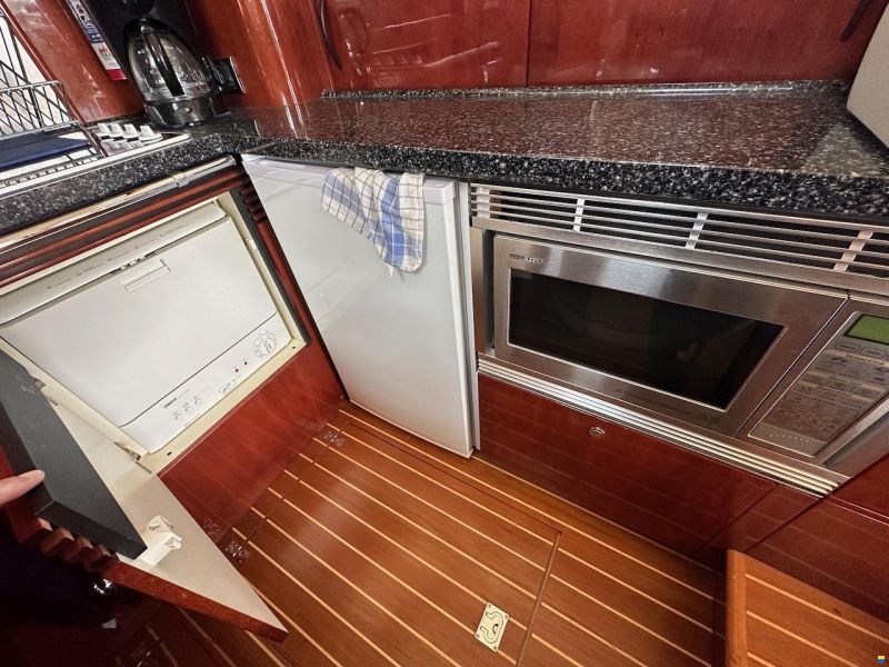 Fairline Squadron 58