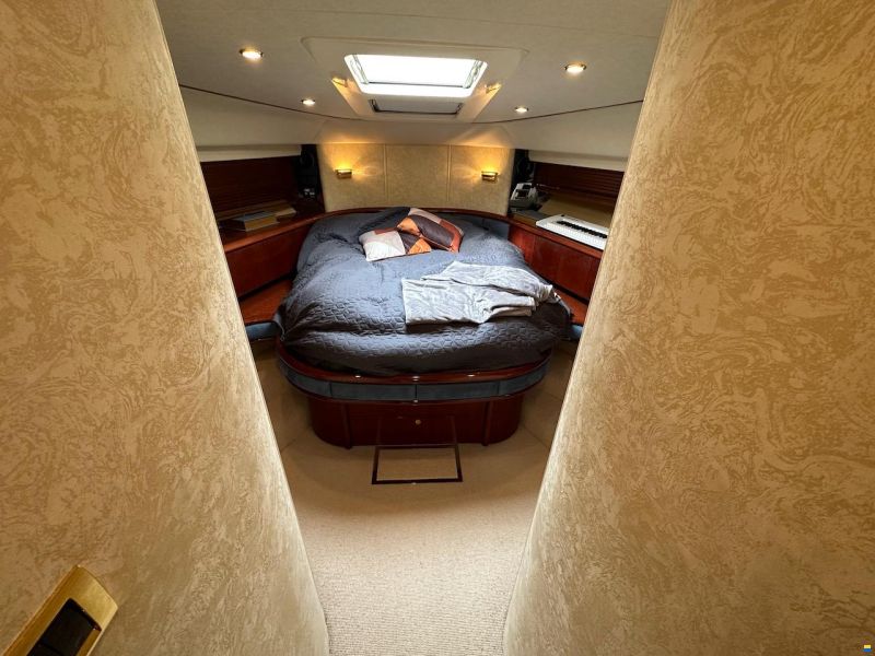 Fairline Squadron 58