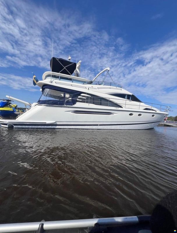 Fairline Squadron 58
