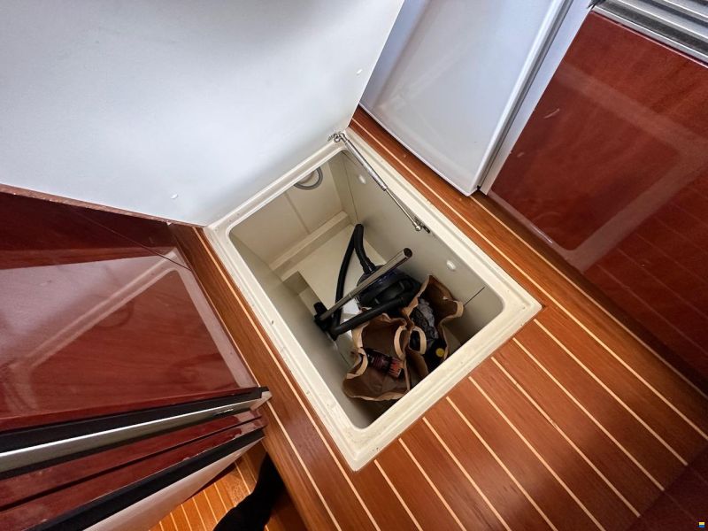 Fairline Squadron 58