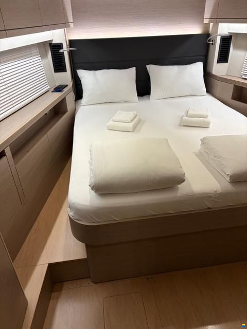 Hanse 548