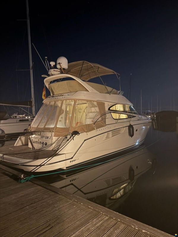 Prestige 42 Fly
