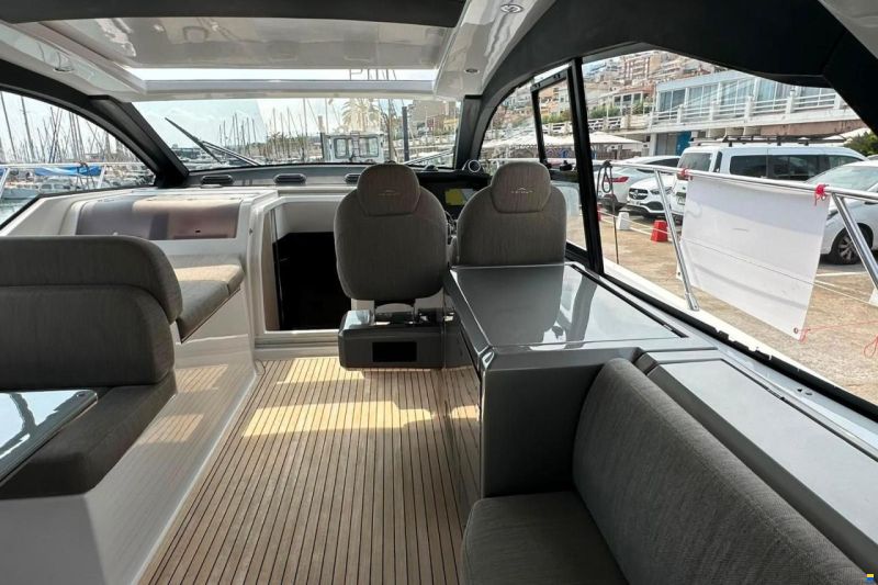 Azimut Atlantis 51