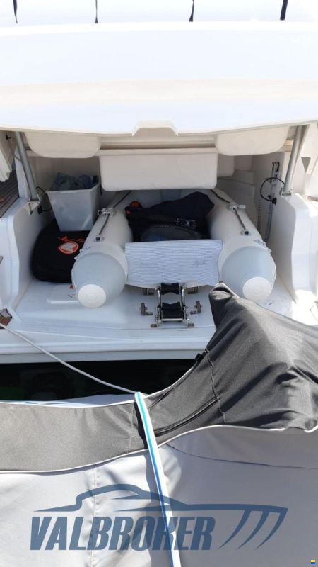 Azimut Atlantis 43
