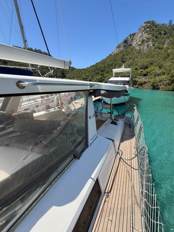 Beneteau Oceanis 55