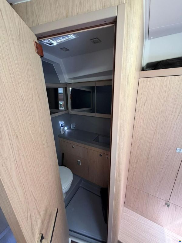 Beneteau Oceanis 55