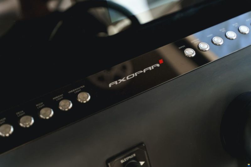 Axopar 37 XC Cross Cabin