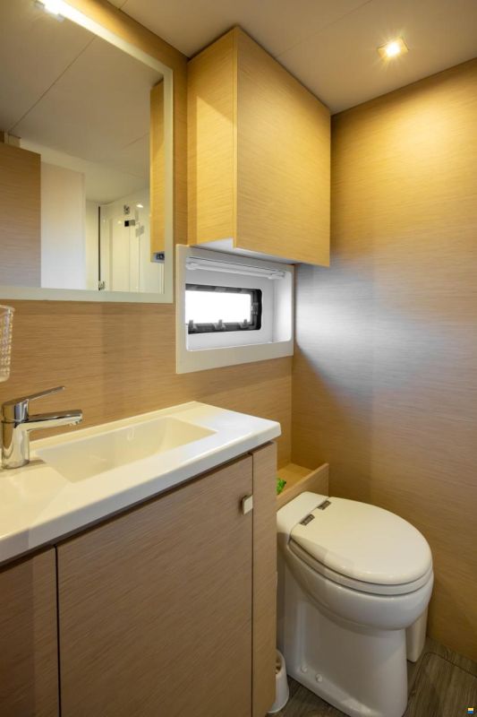 Fountaine Pajot MY 44
