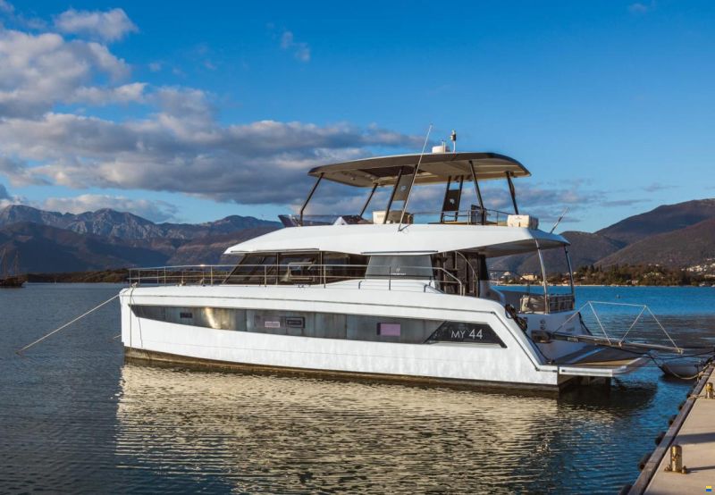 Fountaine Pajot MY 44