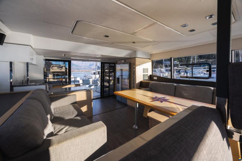 Fountaine Pajot MY 44