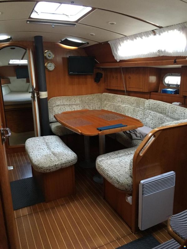 Jeanneau Sun Odyssey 37.1