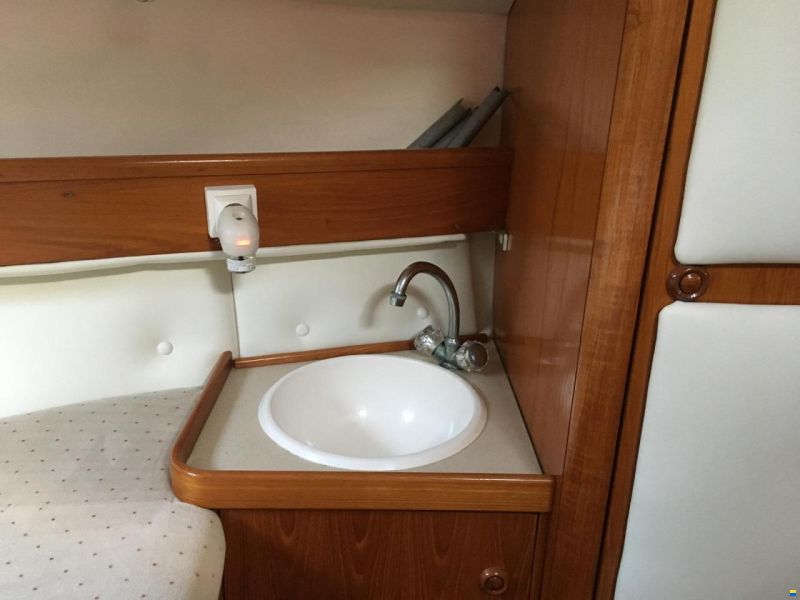 Jeanneau Sun Odyssey 37.1