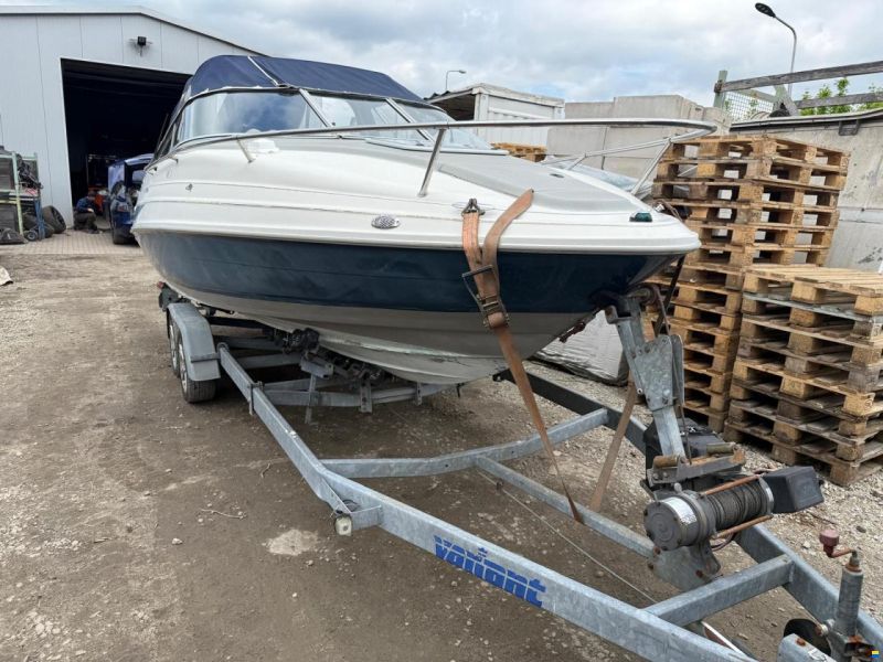 Maxum 2100SC