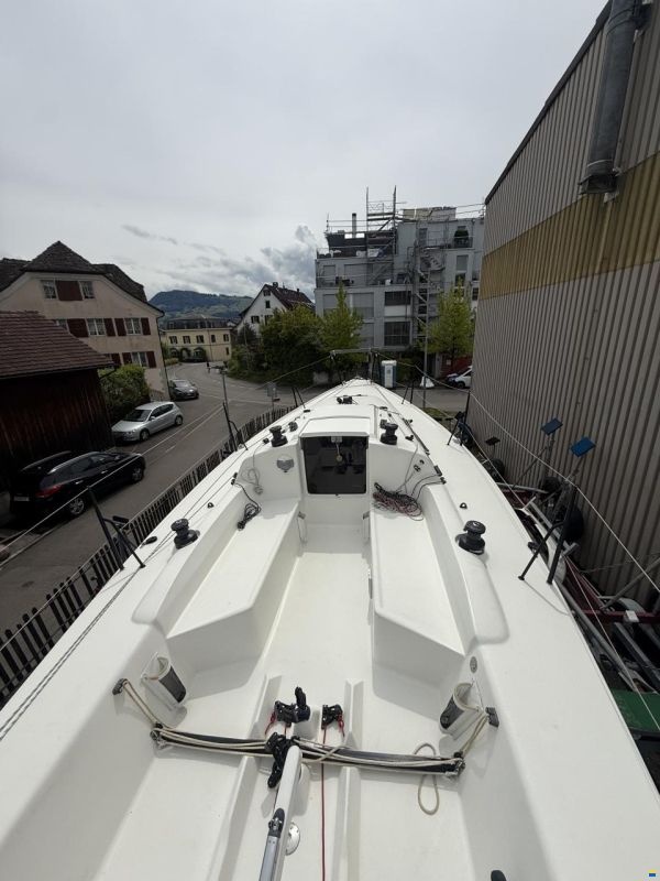 J Boats J/88