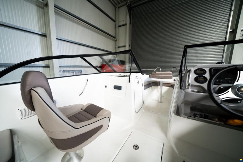 Jeanneau Cap Camarat 6.5 BR