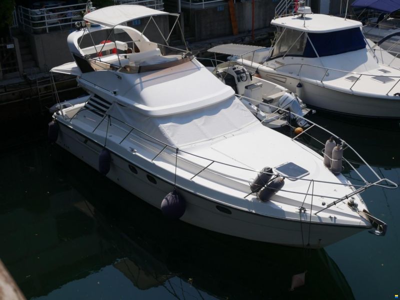 Fairline Phantom 37