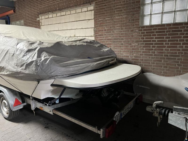 Bayliner 2052 LX Capri