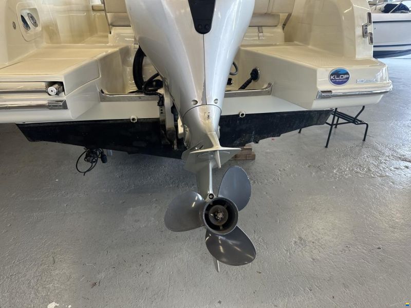 Invictus 200FX