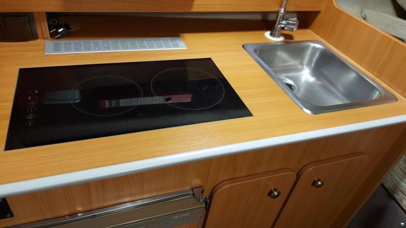 Bayliner 2452 Express