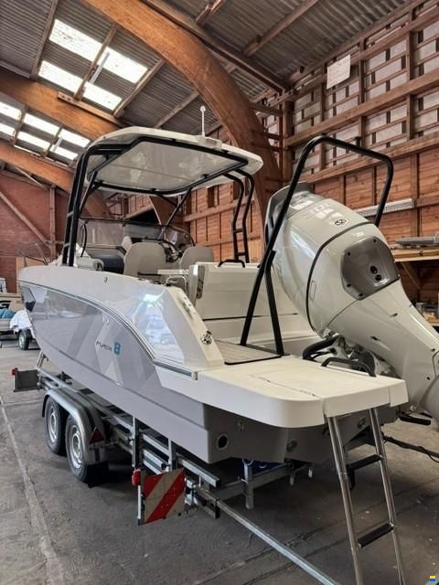 Beneteau Flyer 8 Sundeck V2