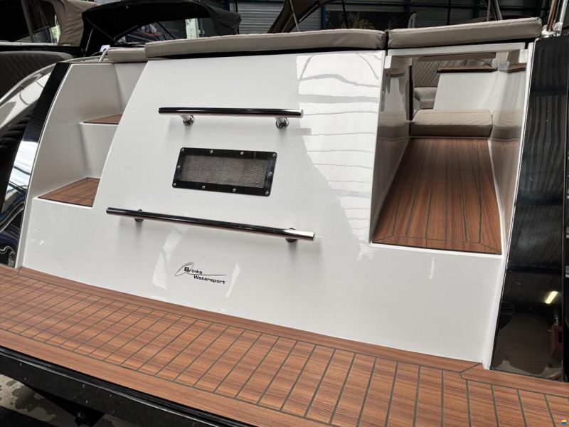 Maxima 630 Tender