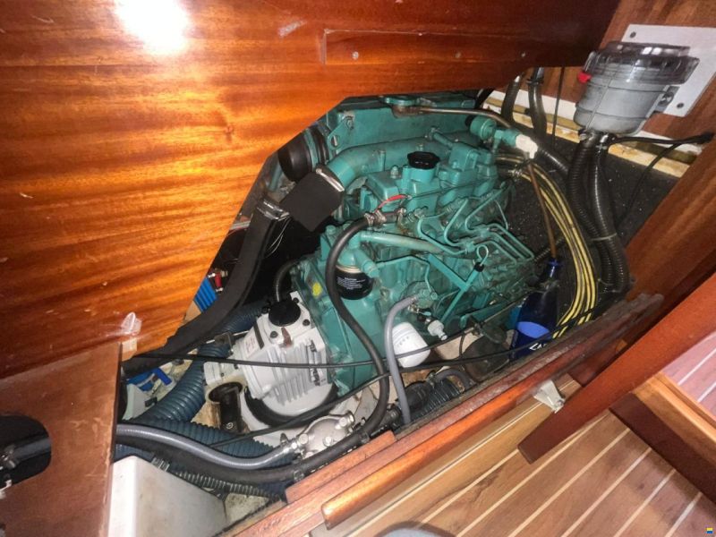 Dufour 38 Classic