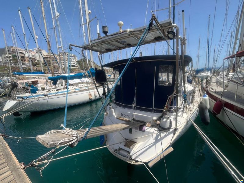 Dufour 38 Classic