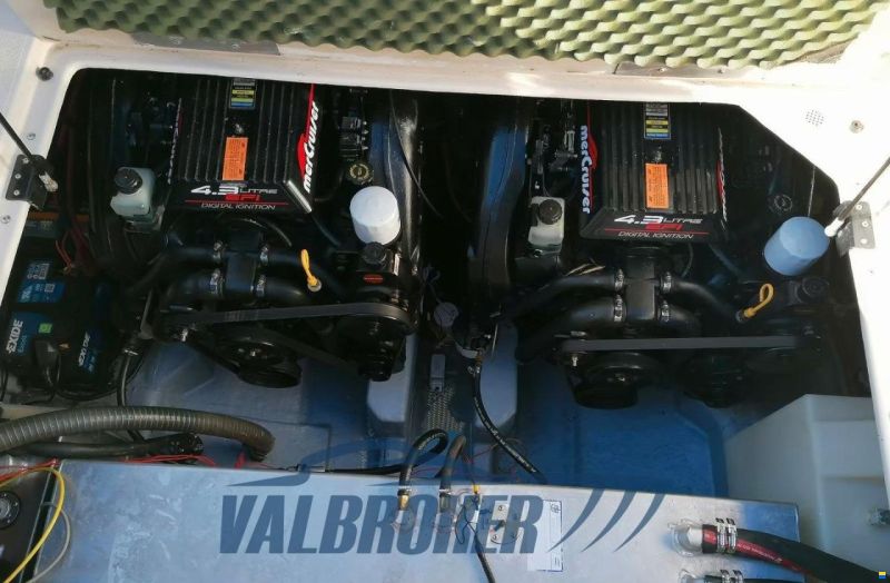 Crownline 268 CR