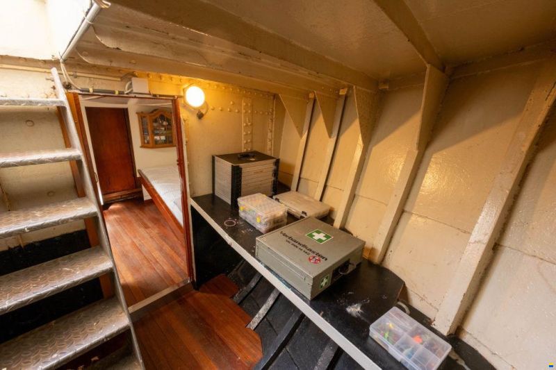 Ex viskotter zeegaand