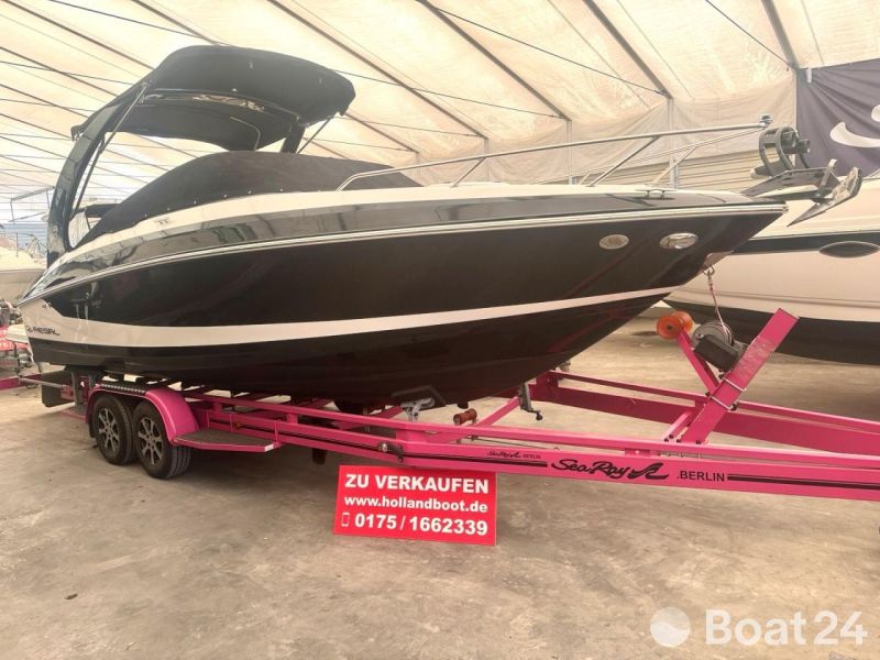 Regal Marine 2550 Cuddy