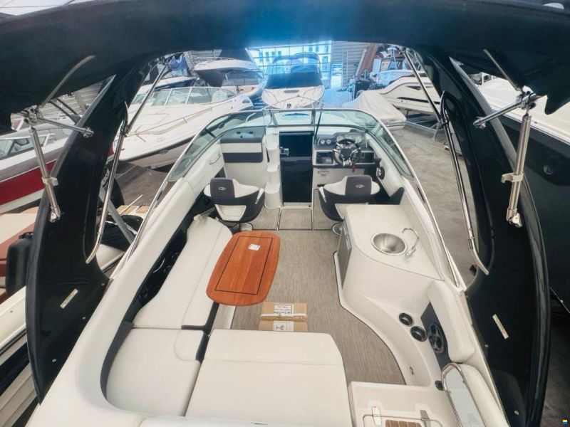 Regal Marine 2550 Cuddy