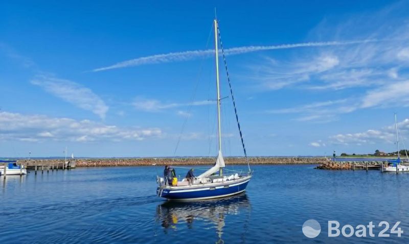 Dufour 35