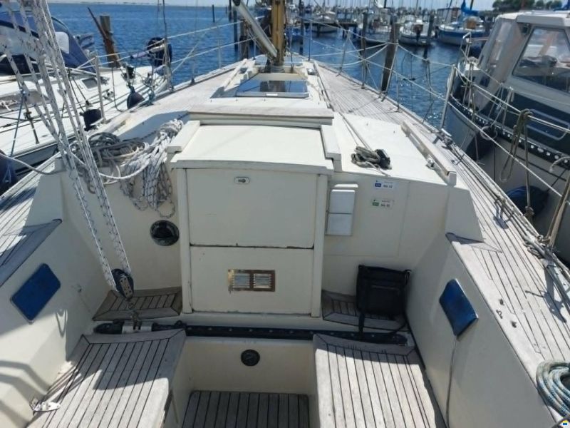 Dufour 35