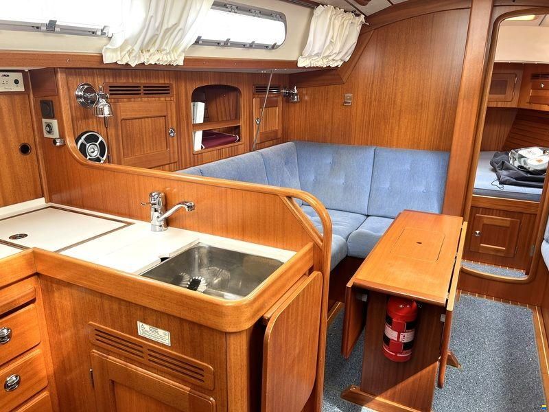 Hallberg Rassy 342
