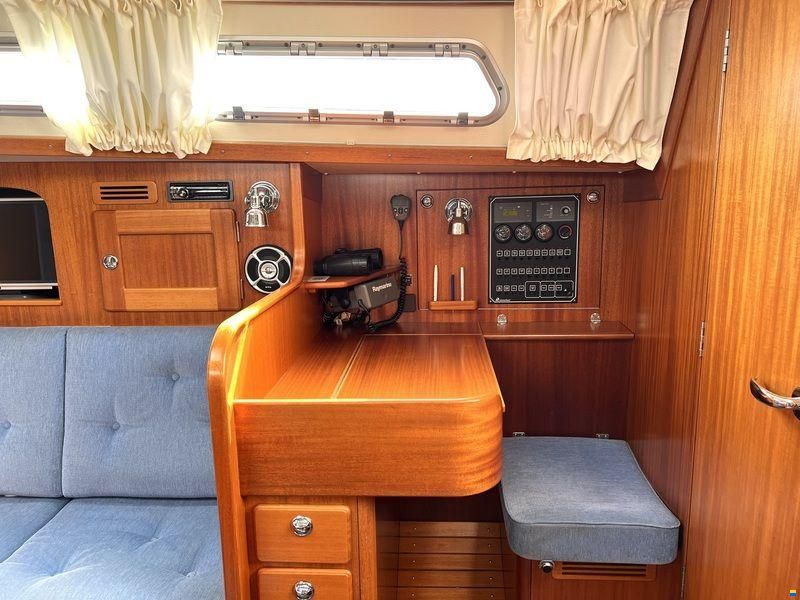 Hallberg Rassy 342