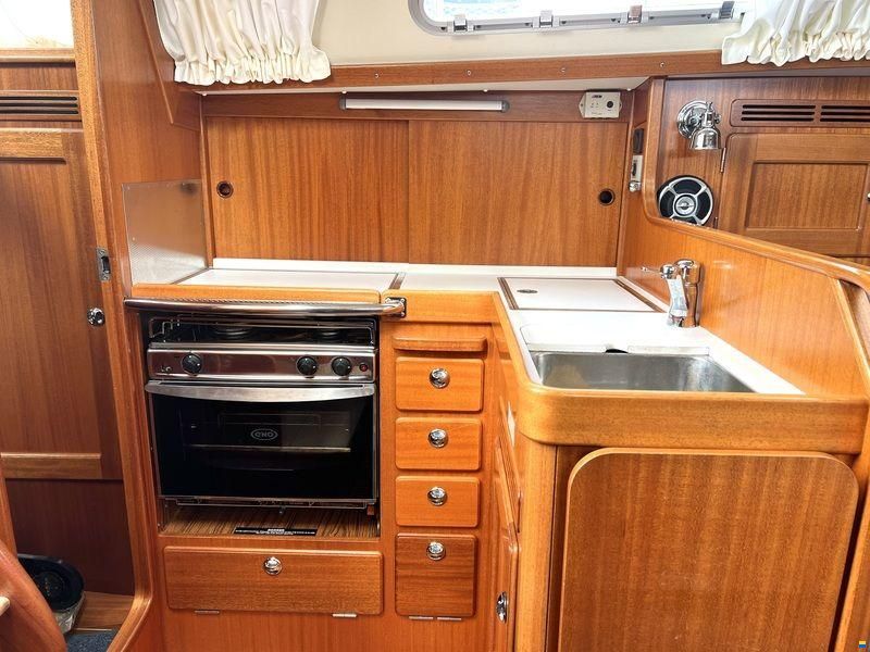 Hallberg Rassy 342