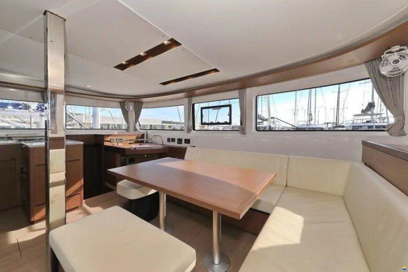 Groupe Beneteau Lagoon 46