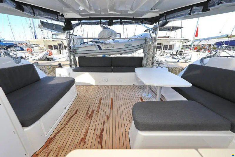 Groupe Beneteau Lagoon 46