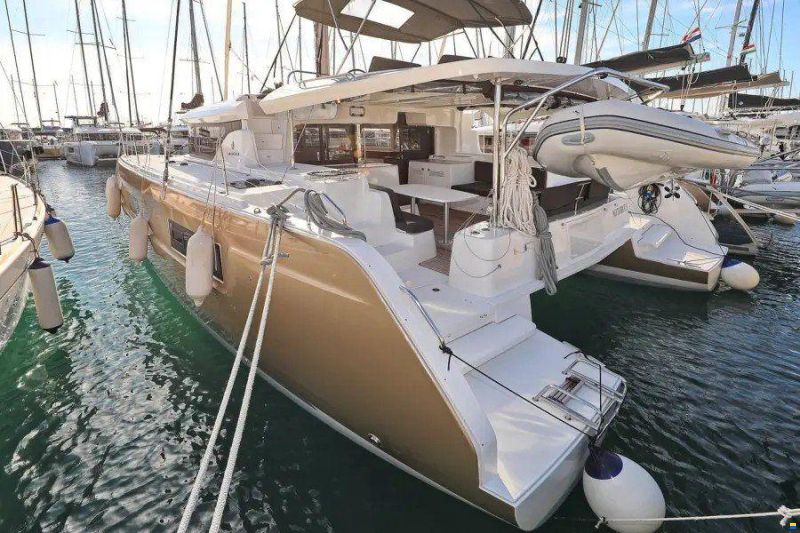 Groupe Beneteau Lagoon 46