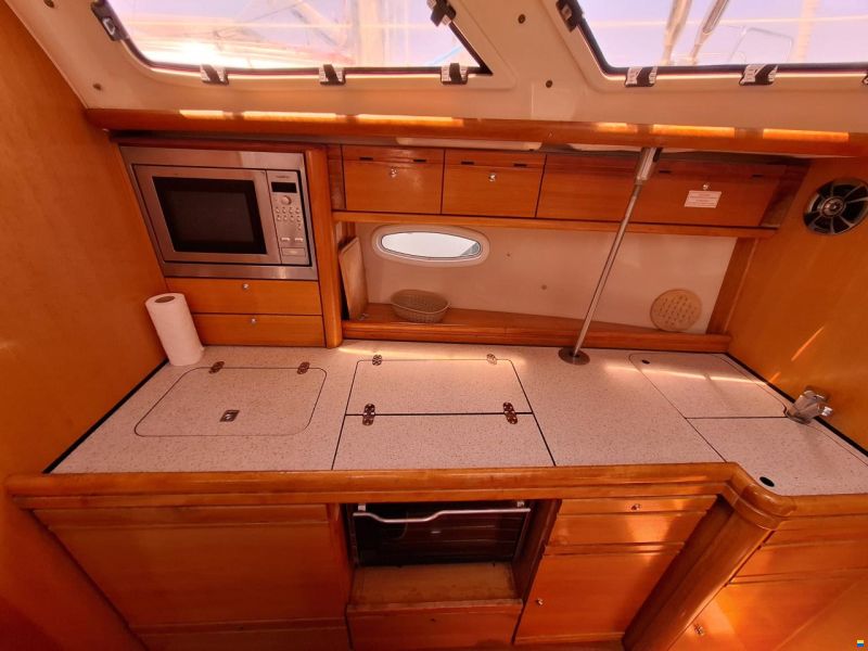 Bavaria 40