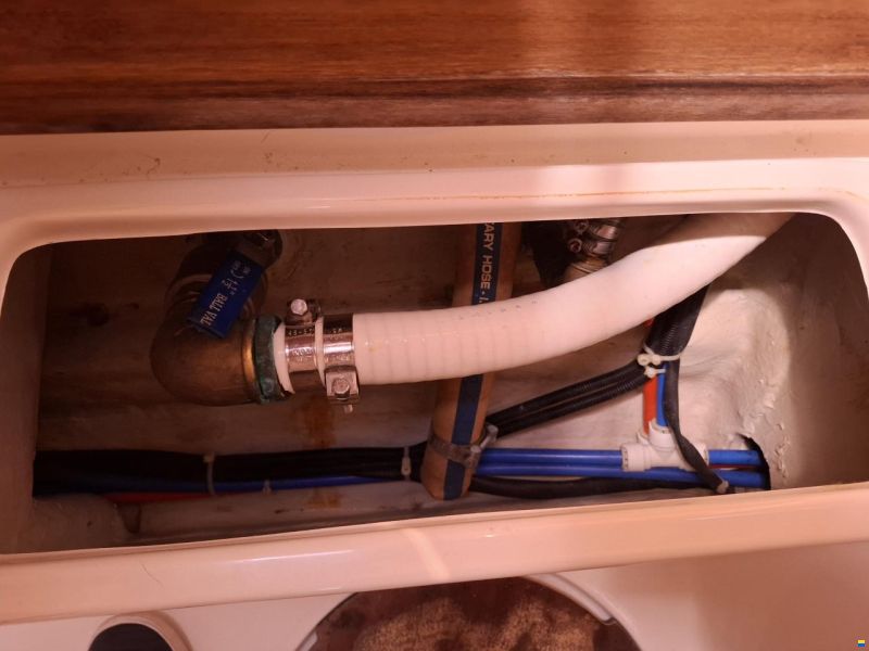 Bavaria 40
