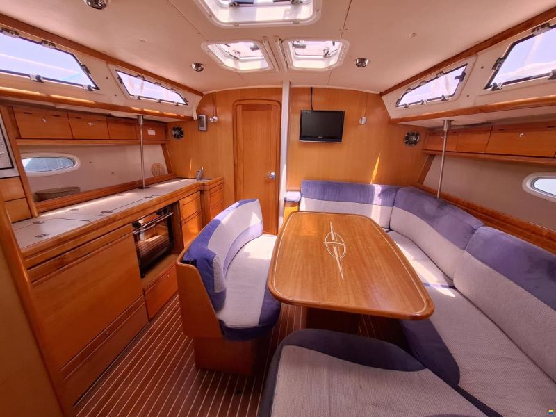 Bavaria 40