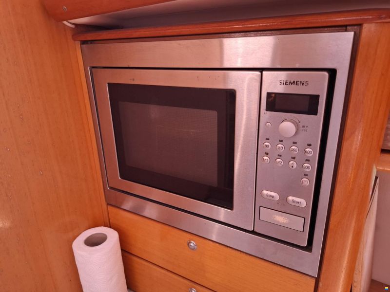 Bavaria 40