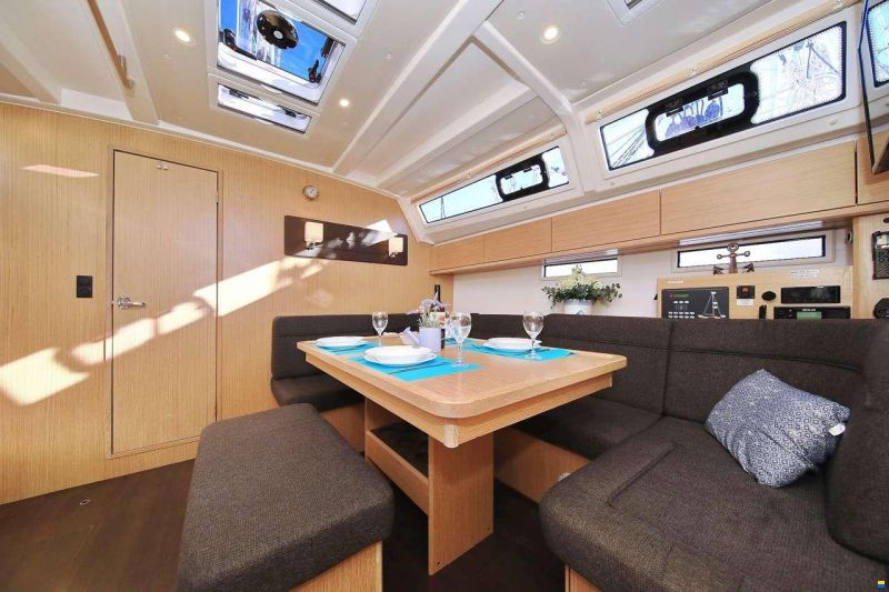 Bavaria CRUISER 46
